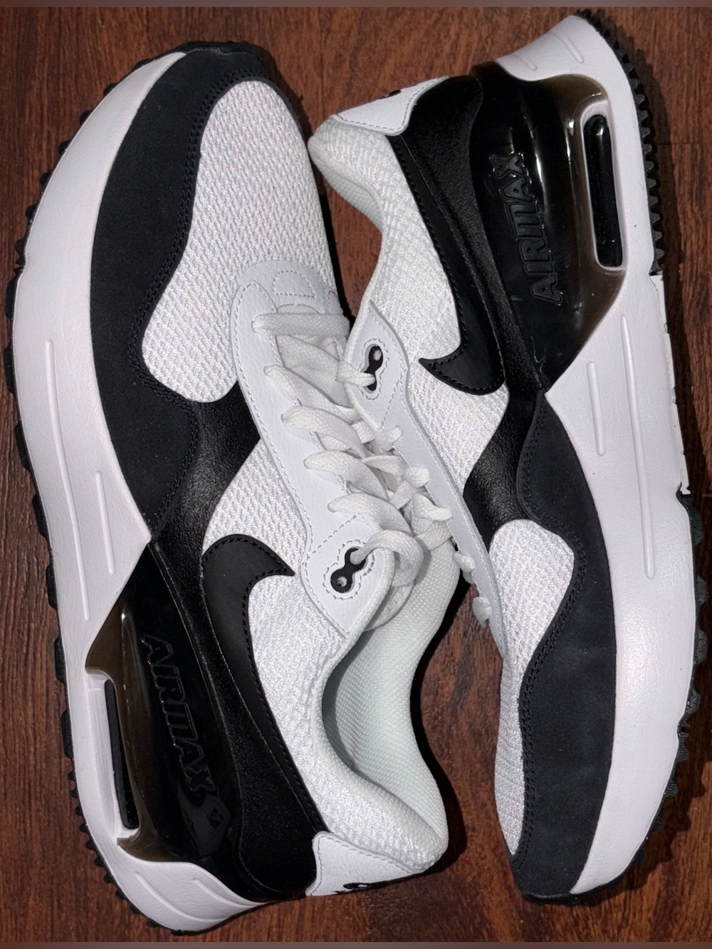 Nike air max system shoes size 11 White and Black